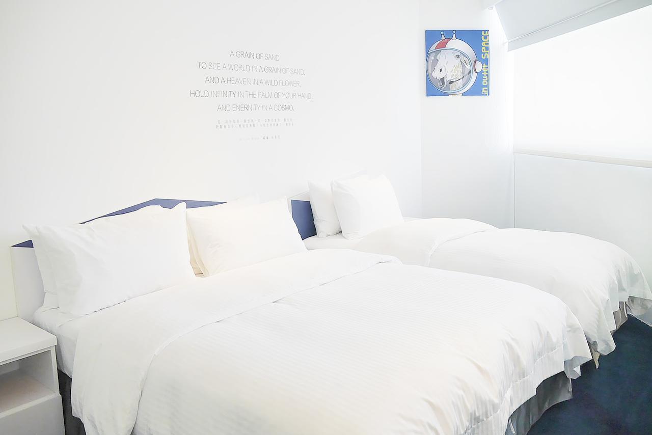 Time Flyer Hotel Тайчжун Екстер'єр фото
